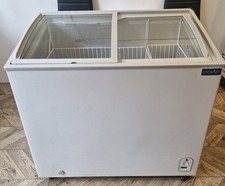 POLAR Display Chest Freezer CM433. collection in person