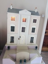 Dolls House of Emporium with 9