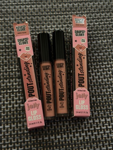 Soap glory poutstanding - &,