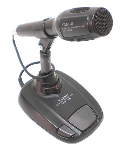 Yaesu 100 a8x dynamic desk - dynamic,