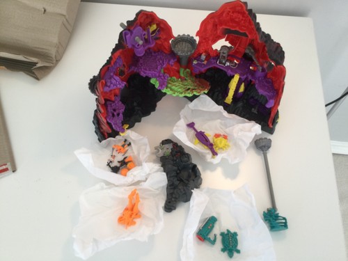 Mighty max skull mountain - max,