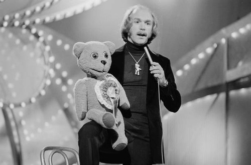 Ventriloquist roger courcey - de,