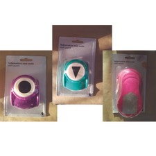 TRIANGLE CIRCLE TAG LABEL