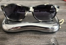 Fossil Black/White Sunglasses - Good Condition - No Damage/Scratches