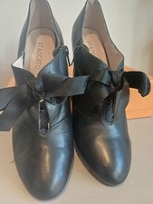 Staccato Black Soft Leather