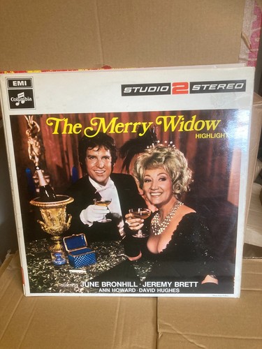 June bronhill the merry widow - bronhill,