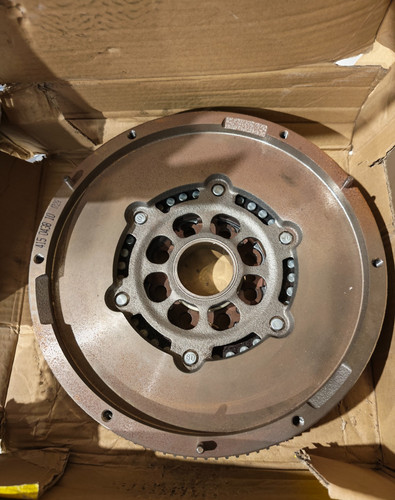 Dual mass flywheel - for, ford