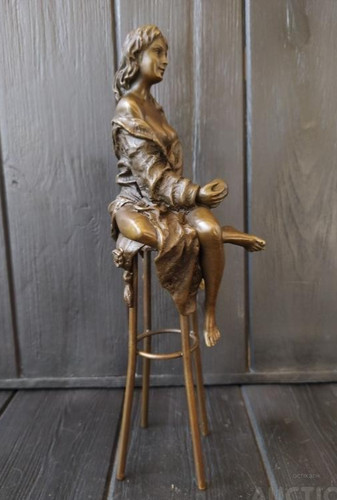 Vintage bronze sculpture - vintage,