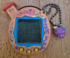 Tamagotchi Connection V5 Familitchi | Love my Family | Working Condition