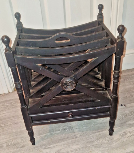 Vintage large black tudor - tudor, rose