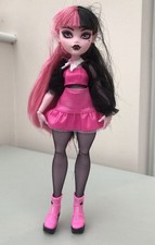 monster high draculaura doll