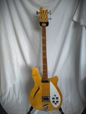 Rickenbacker 4005WB 1974 Natural Maple finish and new vintage-styled Tolex case