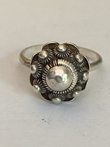 Vintage older silver - or,