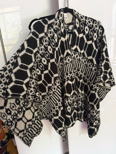 Black cream aztec - black,