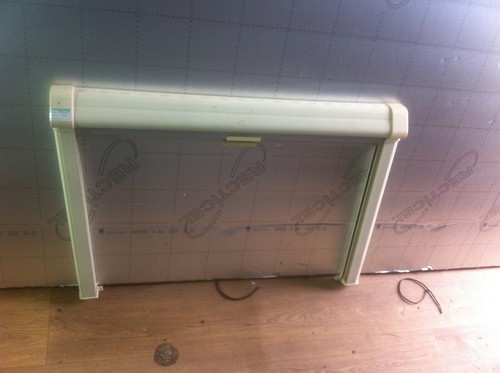 Cavavan moterhome blind - blind&, fly