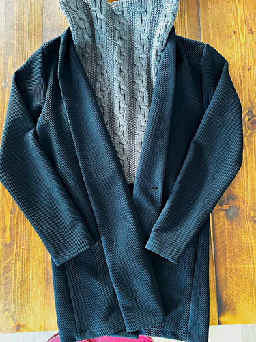 Black acrylic neck - v-neck, cardigan