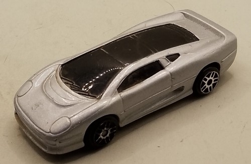 Maisto jaguar xj220 - jaguar,