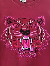 Burgundy Jumper With a Tiger