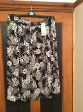 Ladies summer black and white