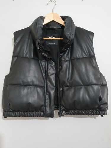 Zara sleeveless puffer jacket - zara,
