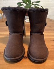 Genuine Ugg Australian Shepherd BNWT Chocolate Brown Short Button Boot UK6/EU39