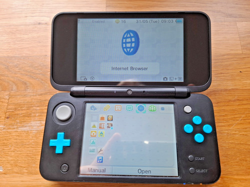 Nintendo 2ds black blue - &,