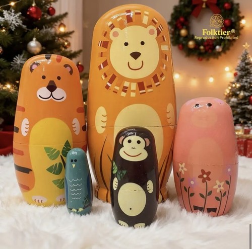 Russian wooden nesting dolls - nesting,