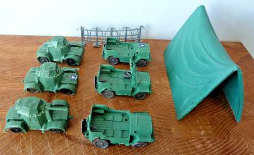 Plastic army jeeps - plastic, us