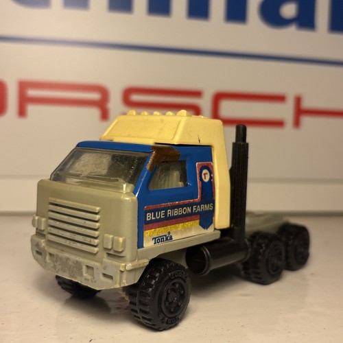 Vintage tonka tractor - vintage,