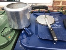 Hawkins Universal 6.5 Litre Aluminium Pressure Cooker