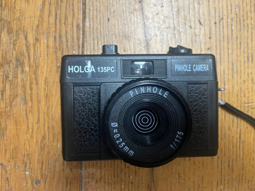 Holga 135pc pinhole camera - 135pc,