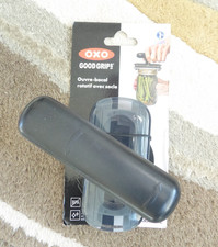 OXO Good Grips Twisting Jar
