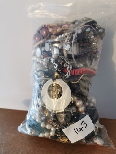 2kg job lot costume - costume, jewellery