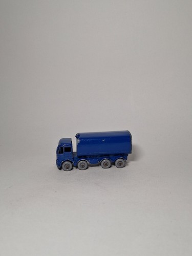 Matchbox die cast toy - , car