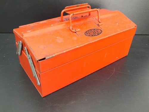 Unusual small vintage gordon - small,