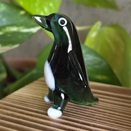 Green glass penguin figurine - green,