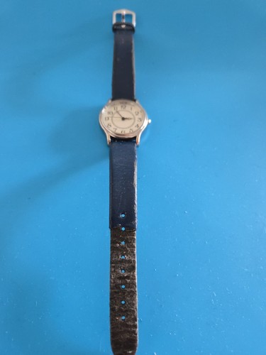 Ladies and quartz watch - m,