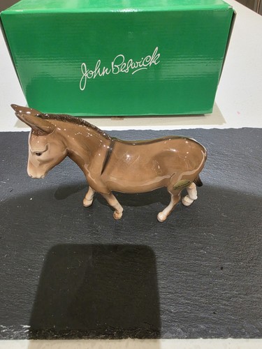 Beswick donkey original - in,