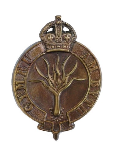 Welsh guards pouch badge brass - welsh,