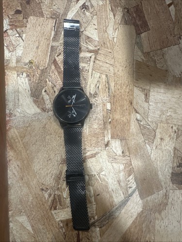 Men coach watch needs - men’s,
