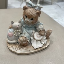 Enesco Calico Kittens - Friendship is Sewn Stitch by Stitch LE figurine, statue