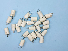 25 X   CAPLESS  /  WEDGE  T5  BULB HOLDERS