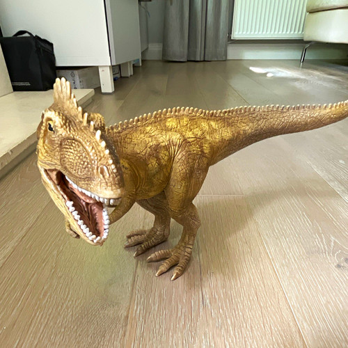 Genuine schleich - genuine,