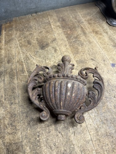 Antique old round - round, oak