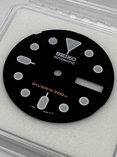 Seiko black dial japan made - seiko,