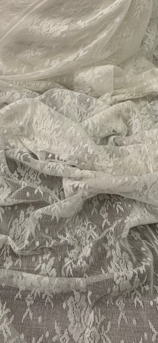 Off white floral lace - off,