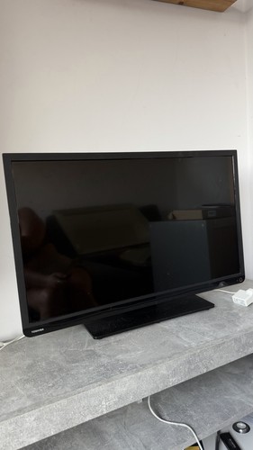 Toshiba lcd colour - colour, tv