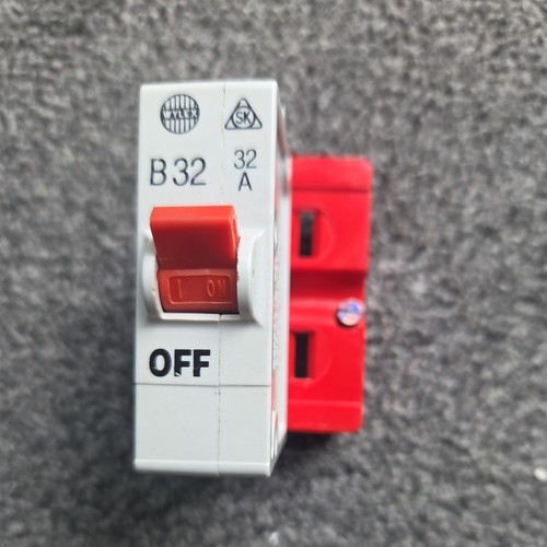Wylex amp curve ka mcb - b,