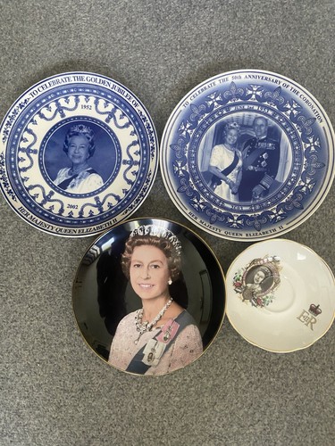 Queen elizabeth plates - 4,