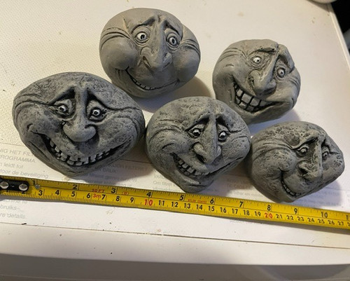 Concrete happy laughing - 5,